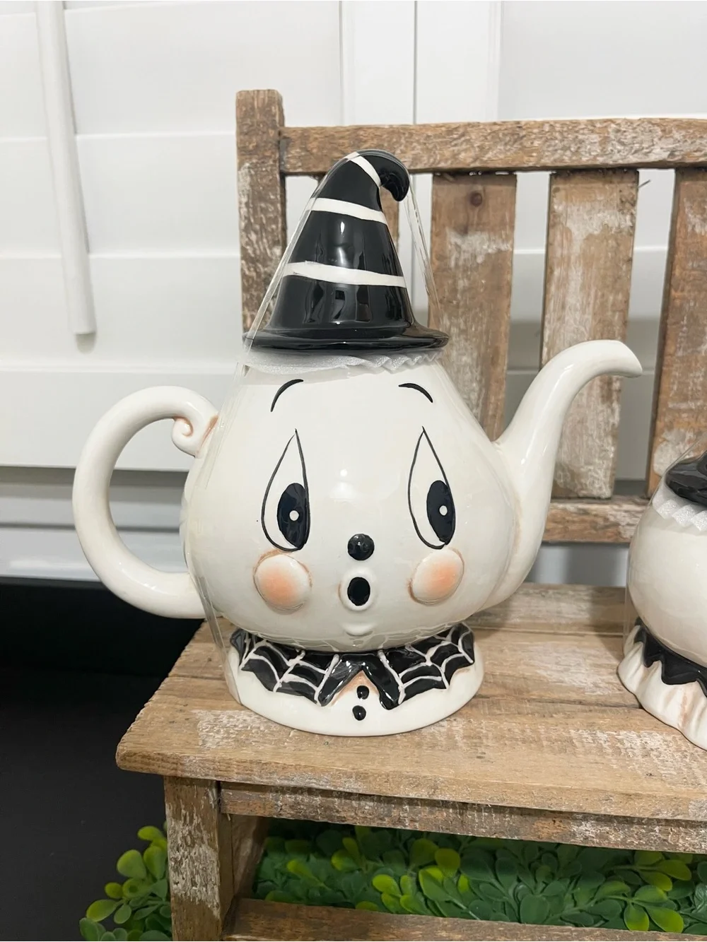 New Johanna Parker Halloween Ghost Teapot - White and Black